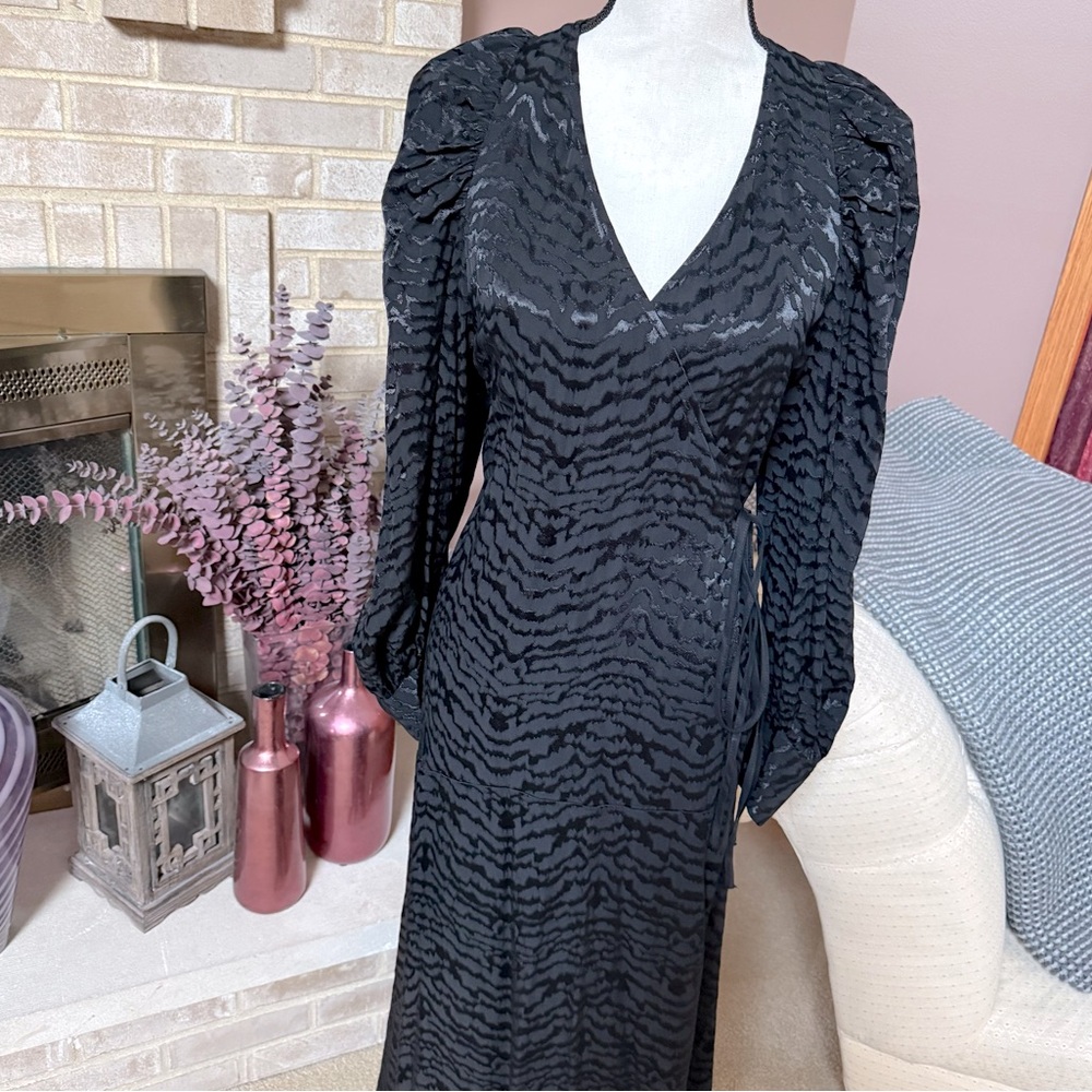 H&M Wrap Dress - Black Zebra Print - Picture 3 of 10